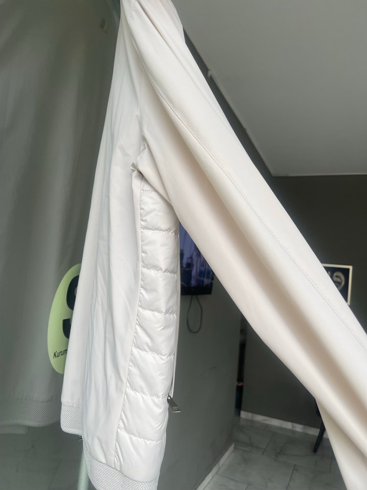 Beyaz Yüksek Yakalı Fermuarlı Erkek Mont Ceket - Görsel 5