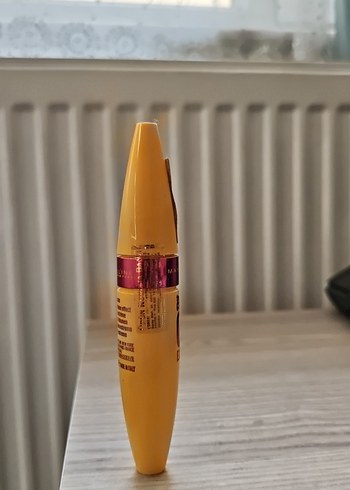 Maybelline New York Sarı Renkli Extreme Go Maskara - Görsel 3
