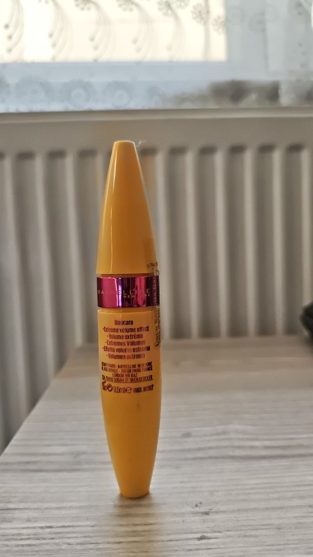 Maybelline New York Sarı Renkli Extreme Go Maskara - Görsel 2