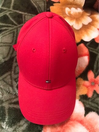 Tommy Hilfiger Kırmızı Şapka