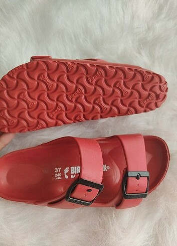 37 Beden #birkenstock #terlik #sandalet #kadınterlik #yenisezon #kırmızı