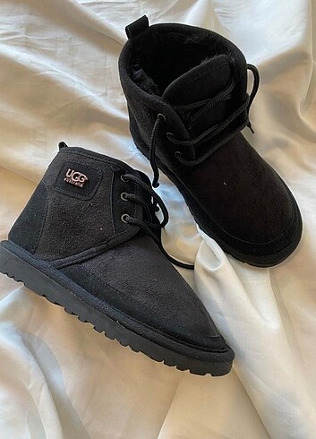 38 Beden #ugg #bağcıklı #siyah