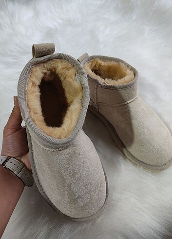 37 Beden #ugg #ultramini #bej #bot