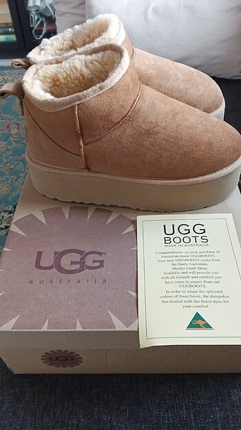 UGG taba bot