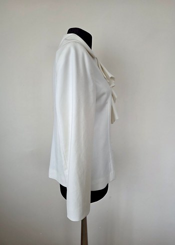 Beyaz Renkli Fırfırlı Kadın Blazer Ceket - Görsel 3