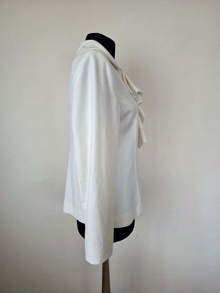 Beyaz Renkli Fırfırlı Kadın Blazer Ceket - Görsel 3