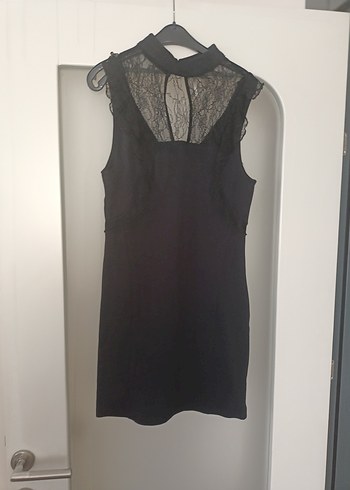 Dantel Detaylı Siyah Midi Goth Elbise
