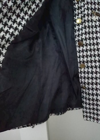 Düğmeli Siyah Beyaz Midi Kadın Ceket - Görsel 15