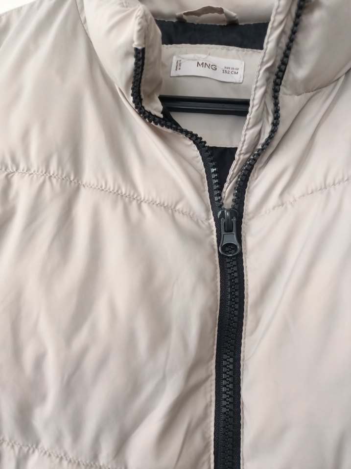 Gri Kapitone Fermuarlı Kadın Yelek - Görsel 4