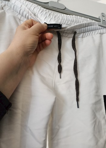 Beyaz Baskılı Rahat Kesim Kadın Eşofman Altı - Görsel 3