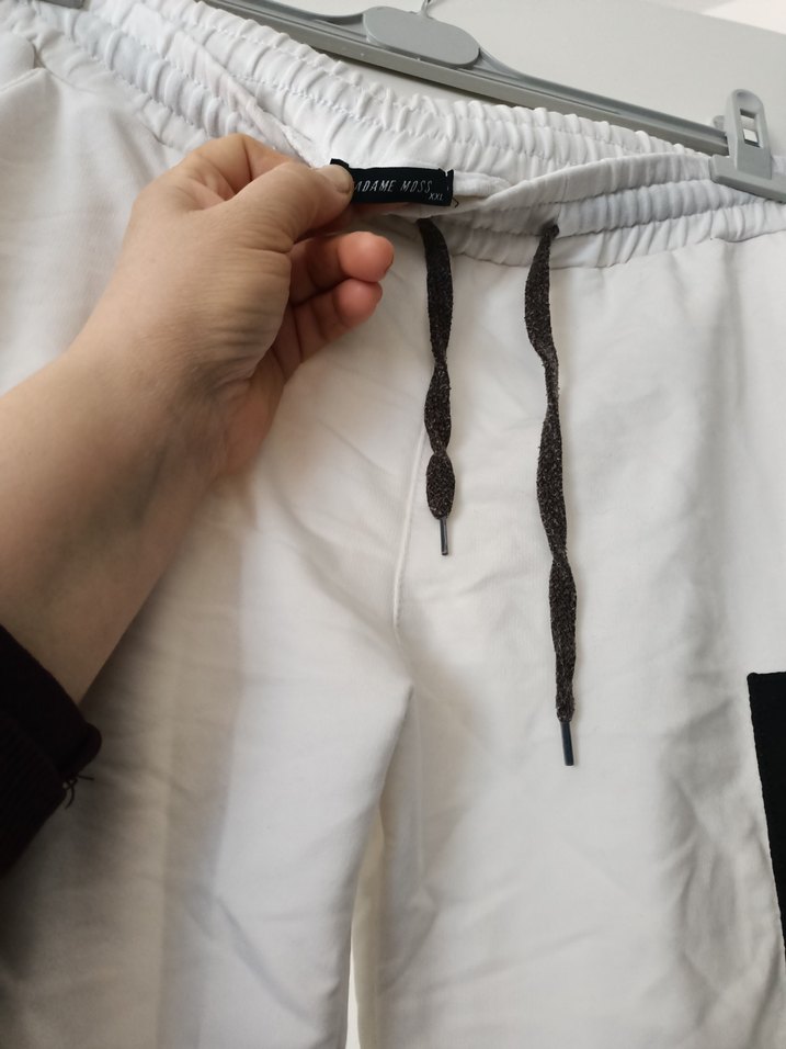 Beyaz Baskılı Rahat Kesim Kadın Eşofman Altı - Görsel 3