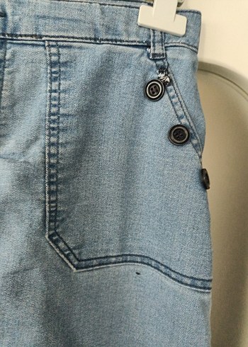38 Beden Düğmeli Mavi Midi Denim Etek