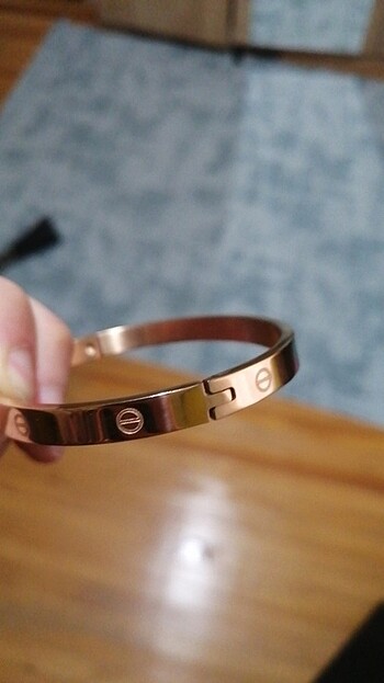 Cartier kelepçe bileklik