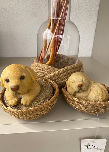 Hasır Sepetlerde Kahverengi Köpek Figürleri - Görsel 13