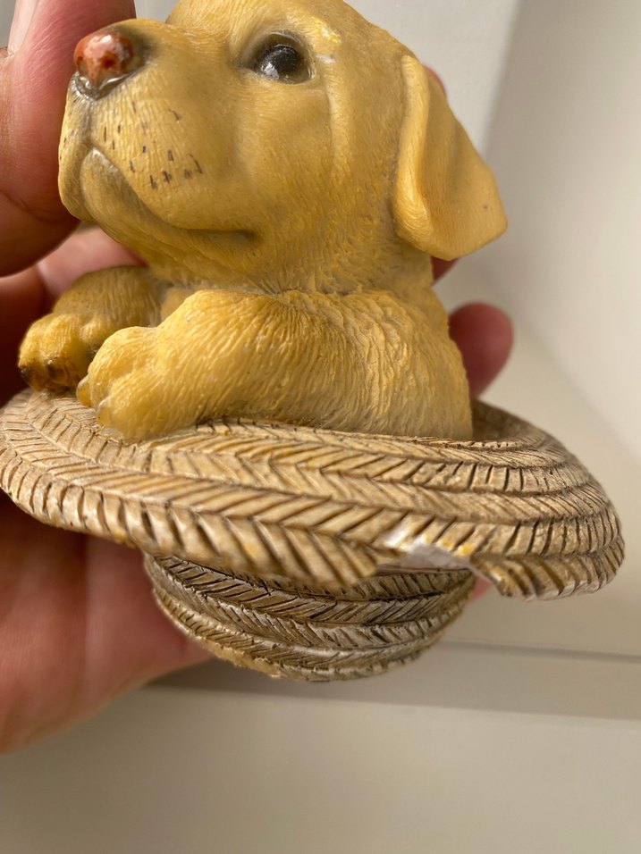 Hasır Sepetlerde Kahverengi Köpek Figürleri - Görsel 5