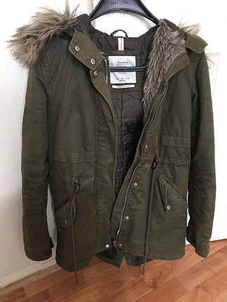Bershka Haki mont