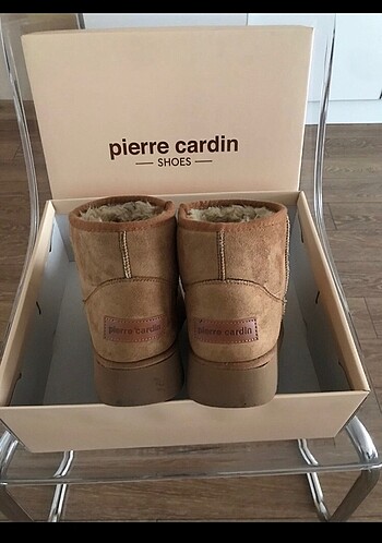 Pierre Cardin Yeni gibi bot
