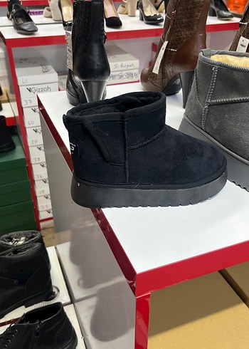 Siyah Kürklü cocuk bot 31 35 - Görsel 2