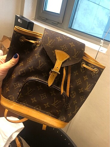 Beden kahverengi Renk Louis Vuitton sırt çantası orijinal