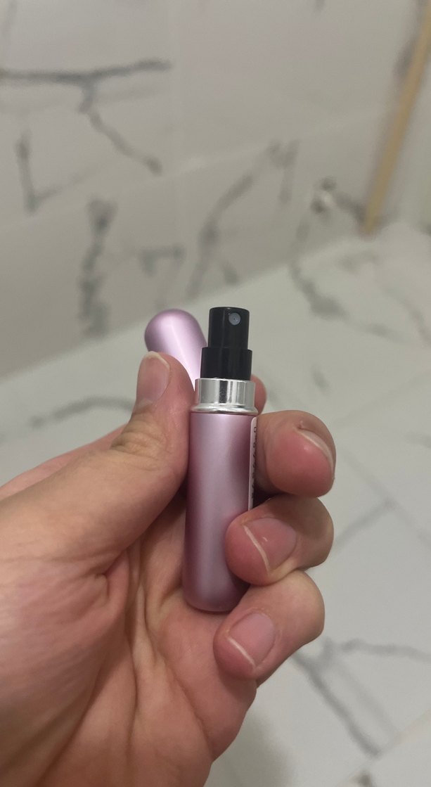 Taşınabilir Pembe Kadın Parfüm Şişesi - Görsel 3