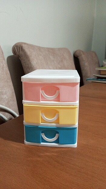 Küçük organizer çekmece