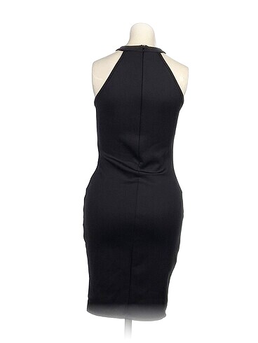 s Beden PreLoved Kısa Elbise %70 İndirimli.