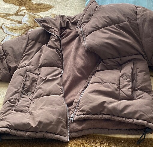 m Beden PULL AND BEAR MONT