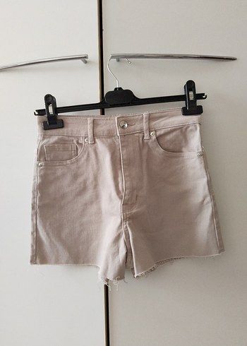 H&M Bej Mini Kot Şort Rahat Kesim