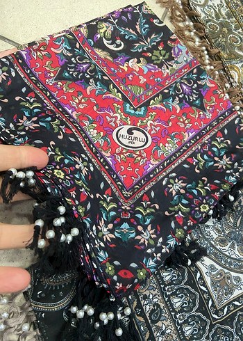 kenarı boncuk işlemeli mevsimlik eşarplar - Görsel 5