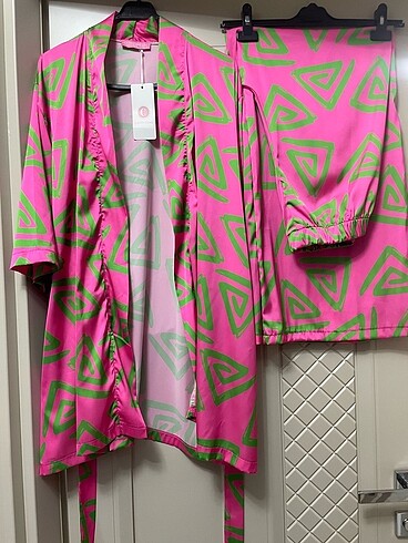 l Beden Kimono takım