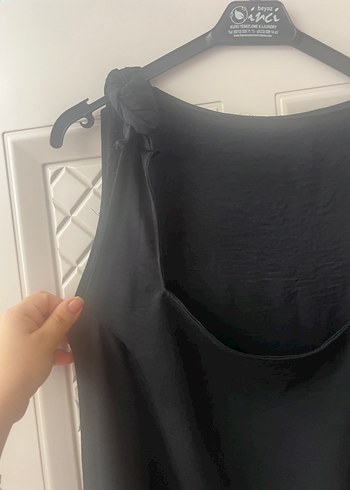 42 Beden siyah Renk Siyah Drapeli Uzun Kolsuz Elbise