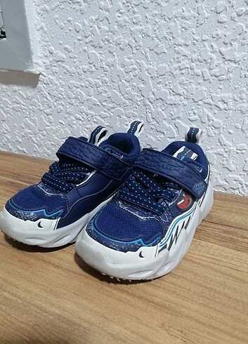 22 Beden lacivert Renk Spor ayakkabı