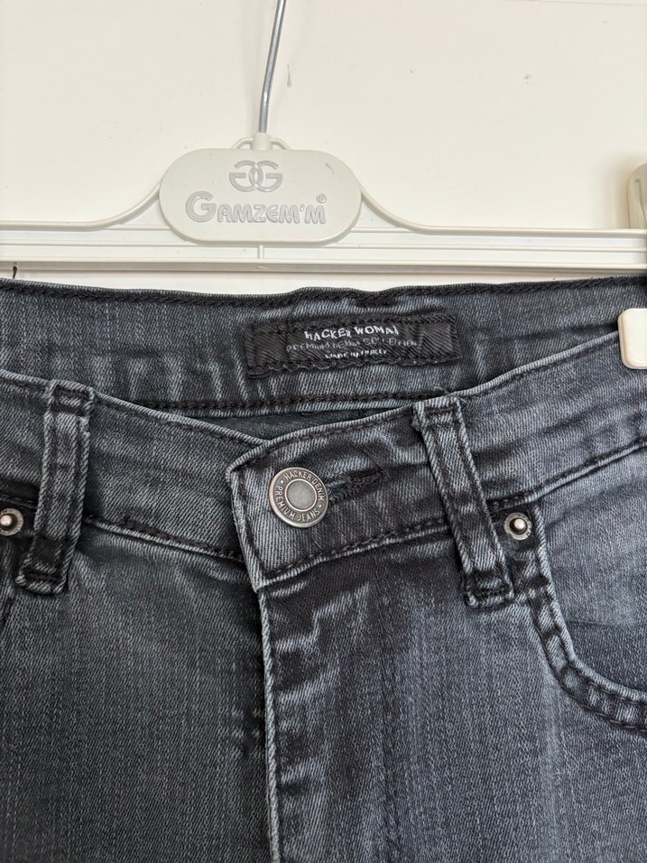 Siyah Bel Detaylı Kadın Denim Pantolon - Görsel 3