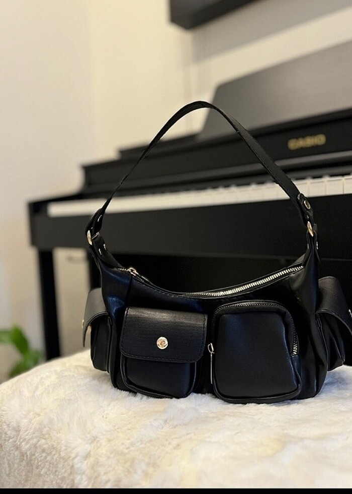 Sıfır siyah baget çanta  - Görsel 2
