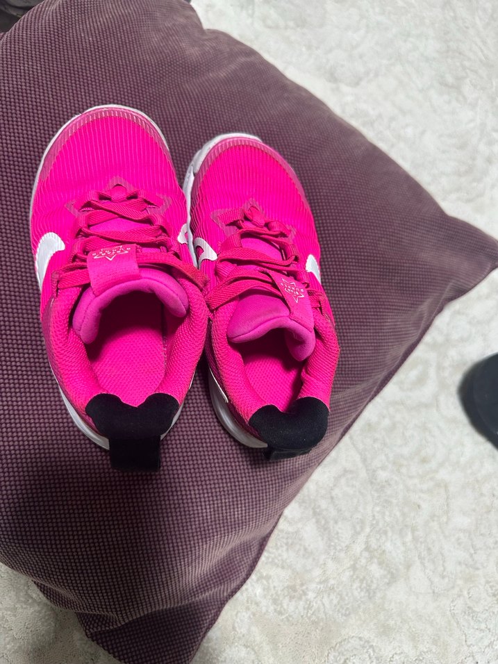 Nike spor ayakkabı - Görsel 3