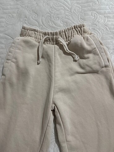 Zara Zara alt