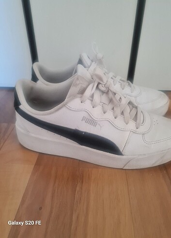 Orjinal puma sadece 2 kere giyildi 