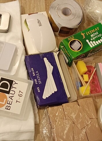 Uv küçük lamba ve resimde her şey 400 tl 