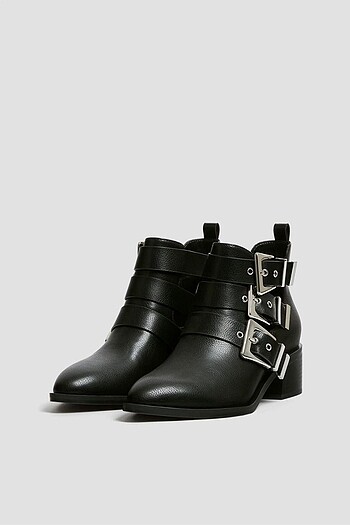 38 Beden siyah Renk Pull&bear tokalı bot