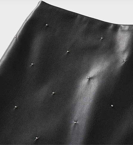 Mango Yılan Derisi Görünümlü Mini Etek - Görsel 6