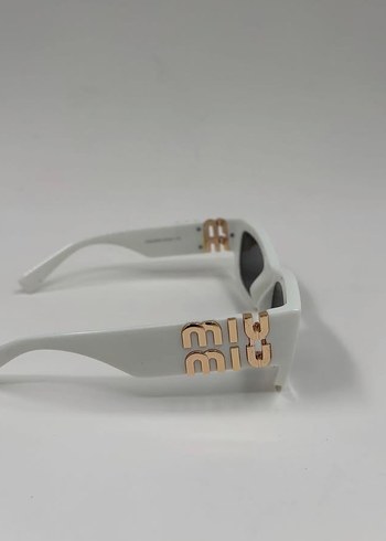 Miu Miu Miu Miu Beyaz Minimalist Güneş Gözlüğü