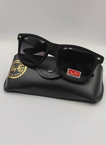Ray Ban