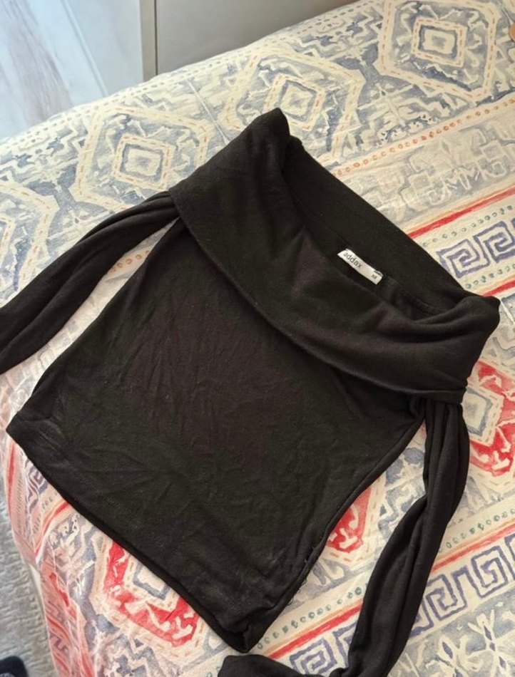 Uzun Kollu Siyah Drapeli Bluz - Görsel 2