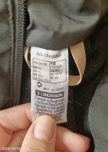 Decathlon Decahtlon Siyah Kapüşonlu Erkek -Kadin Rüzgarlık Mont