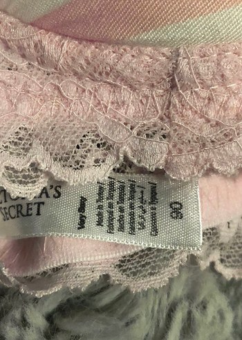 #VİCTORİAS SECRET 90
BEDEN Pembe Zebra Desenli - Görsel 4