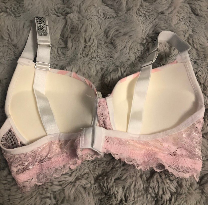 #VİCTORİAS SECRET 90
BEDEN Pembe Zebra Desenli - Görsel 3