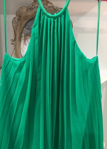 #KOTON L XL BEDENE UYGUN Yüksek yakalı, kolsuz ve pileli tasarım - Görsel 5