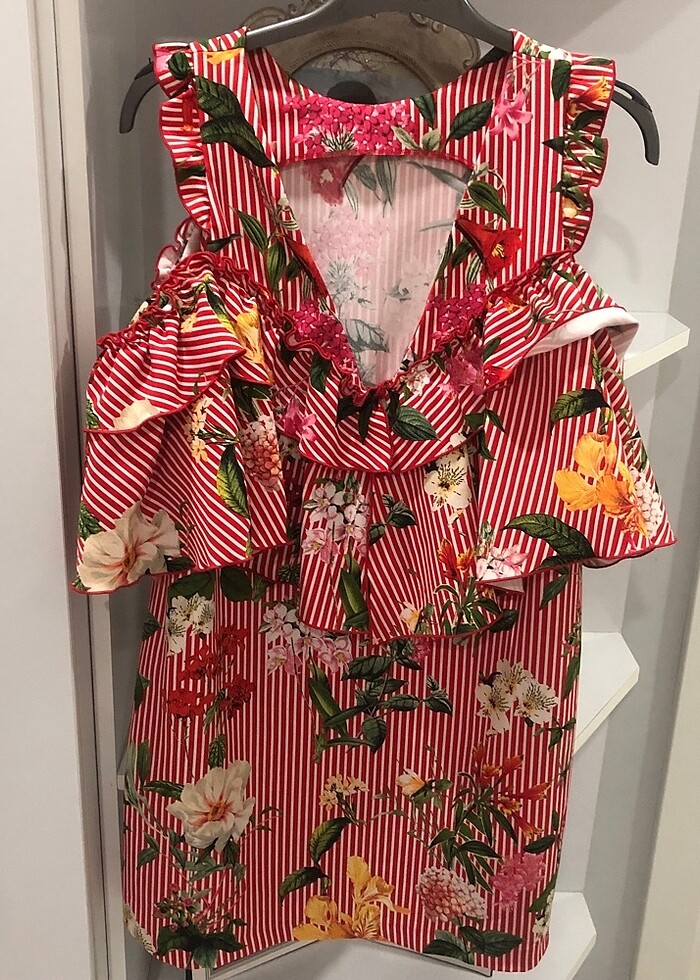 #ZARA BASIC XS YAZSADA L BEDENE KADAR UYGUN İki kol arası 45 boy - Görsel 4