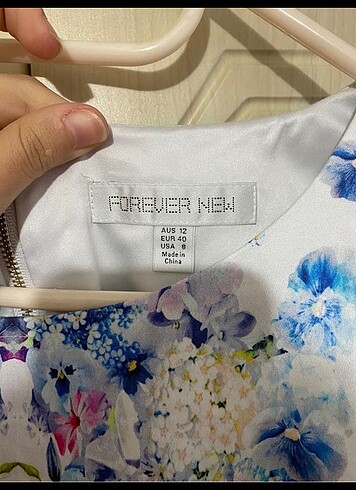 40 Beden Forever New Çiçekli Astarlı Elbise