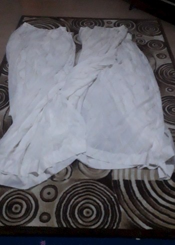 Taç boy 170 cm 2 metre eni 2.adeti 4 metre yapiyor